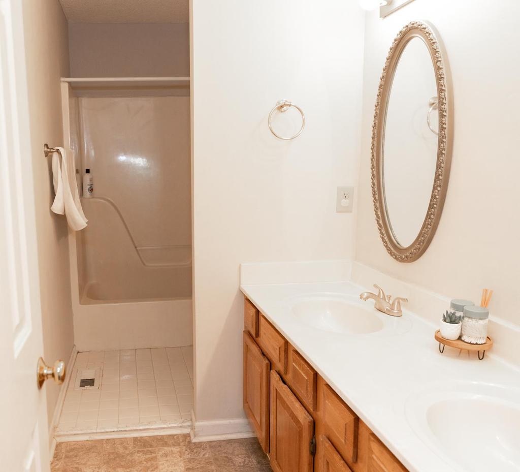 Villa Kids Friendly Ranch,Jaccuzzi Tub,Walk To Food Lion,Keurig Machine,Crib,5G Internet à Cary Extérieur photo